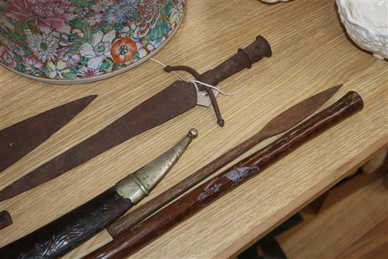 A knobkerrie, four spearheads and a dagger